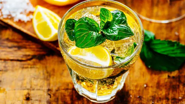 A Caipirinha é eleita o coquetel mais popular da América Latina
