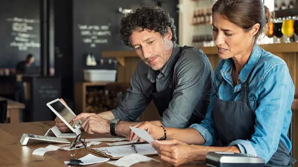 Como divulgar seu restaurante na internet e atrair mais clientes